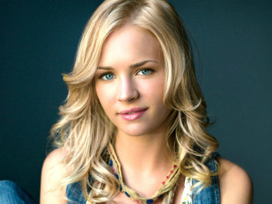 Charlotte, North Carolina native Britt Robertson will take 'The Longest Ride' with Nicholas Sparks in Wilmington, NC.