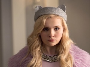 Abigail Breslin will star in a remake of 'Dirty Dancing', to be filmed in North Carolina.